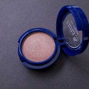 Luna by Luna Cosmetics Eyeshadow - Selena - NEWW